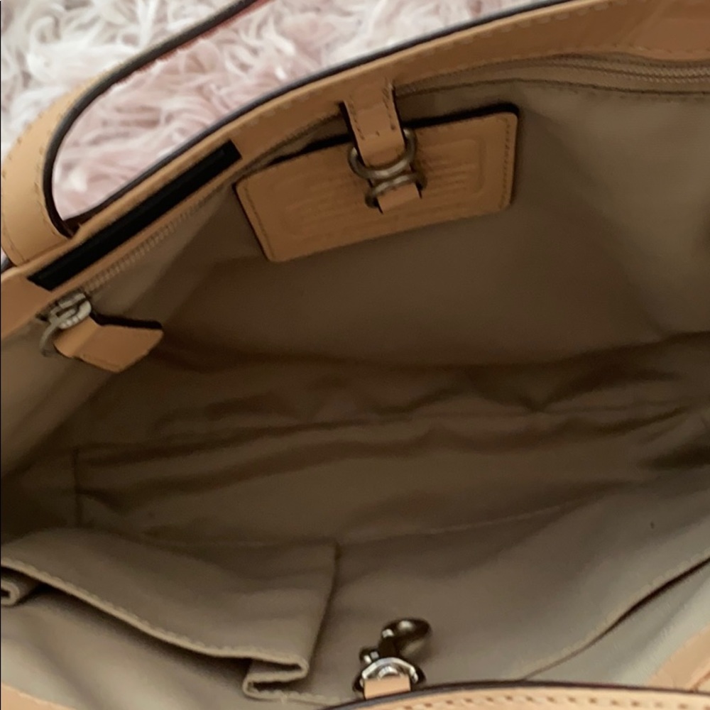 Coach Signature Handbag - Picture 5 of 6